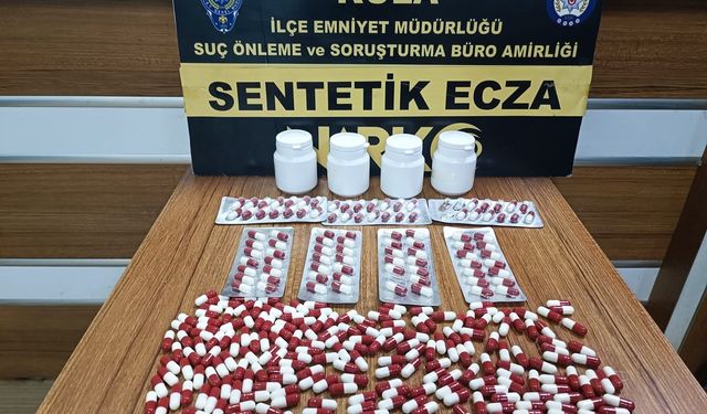 17 yaşındaki gencin hareketlerinden şüphelenen polis harekete geçti