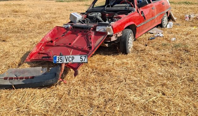 Manisa'da otomobil tarlaya uçtu: Sürücüsü hayatını kaybetti
