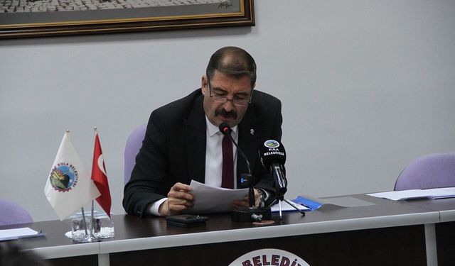 Kula Belediye meclisinde toplu istifa
