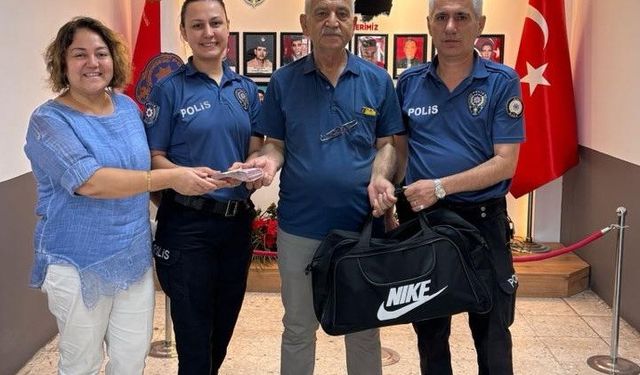 Manisa'da yolda 20 bin TL buldu: Bakın ne yaptı?
