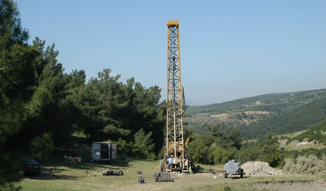 İzmir'den Manisa'da su kuyusu açmak için yeni girişimler