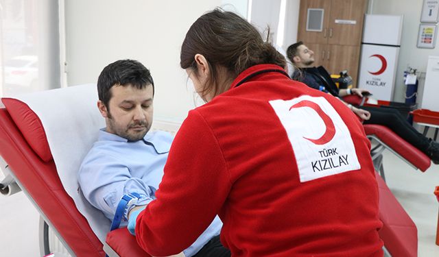 Manisa Büyükşehir Belediyesi'nden kan bağışına destek