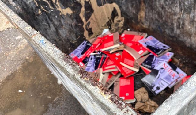 Manisa'daki bir lisede Nutuk kitapları çöpe atıldı iddiası!