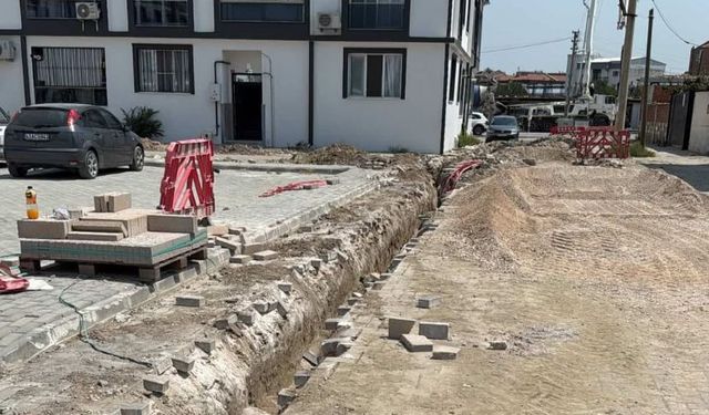 Manisa'da yollar köstebek yuvasına döndü