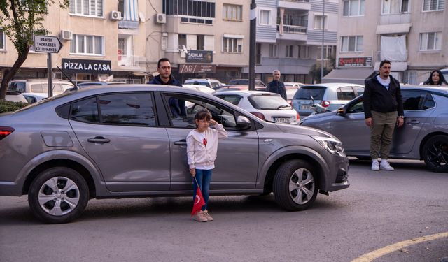 Manisa'da saat 9'u 5 geçe hayat durdu