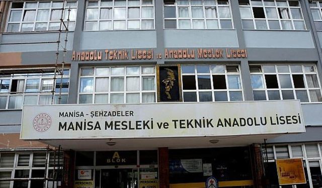 Manisa’daki okulda yeni skandal: “Satranç şeytan icadı” denilerek yasaklandı!