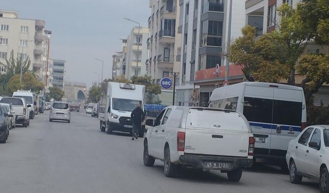 Manisa’da sokak hayvanlarına yönelik tartışmalı toplama işlemi!