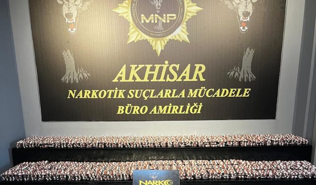 İzmir'den Manisa'ya uyuşturucu sevkiyatına polis engeli