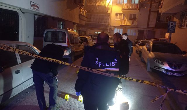 Manisa'da silahlı saldırı: Akrabasının evi sanıp başkasının evini kurşunladı