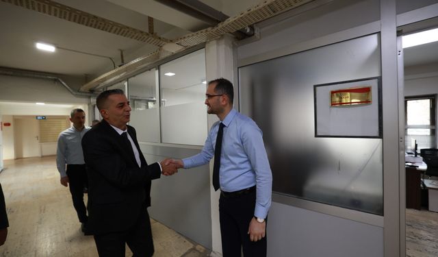 Şehzadeler Belediye Başkanı Hakan Şimşek göreve başladı