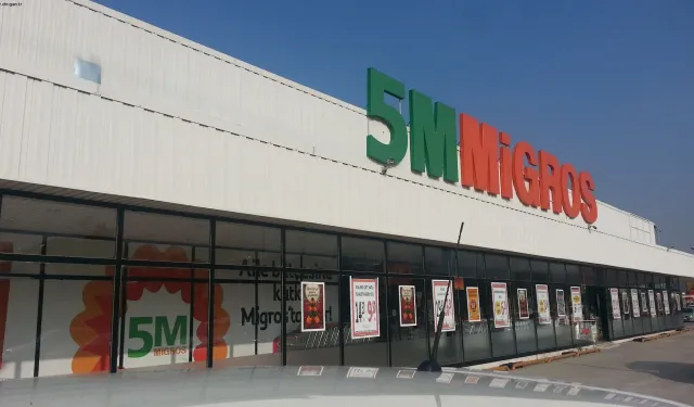 Manisa'da 5M Migros’un taşınmasına başlandı