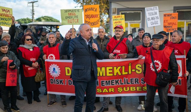 CHP’li Bakırlıoğlu Gölmarmara’da emeklinin sesi oldu