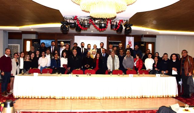 Başkan Şimşek gazetecileri ağırladı