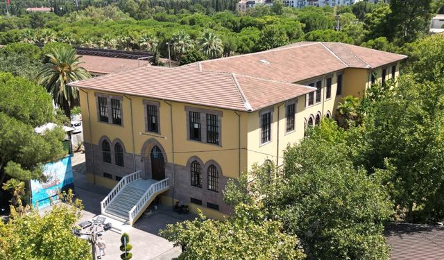 Köpeği bıçaklayarak öldüren şahıs Manisa Ruh Sağlığı Hastanesi’ne sevk edildi