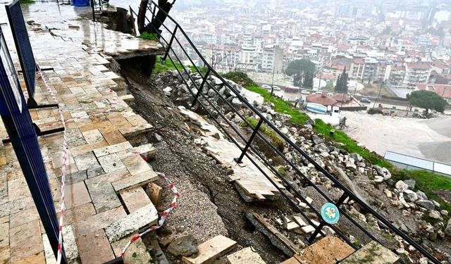 Ağlayan Kaya–Spil Dağı Yolu çökme riski nedeniyle trafiğe kapatıldı