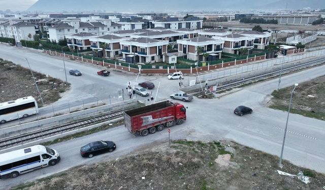 Muradiye'deki hemzemin geçit açılıyor