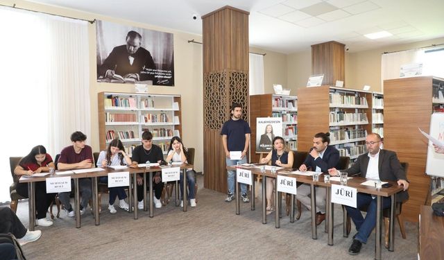 Şehzadeler Gençlik Evi'nde fikirler yarıştı