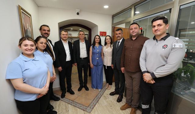 Başkan Hakan Şimşek personeliyle bayramlaştı