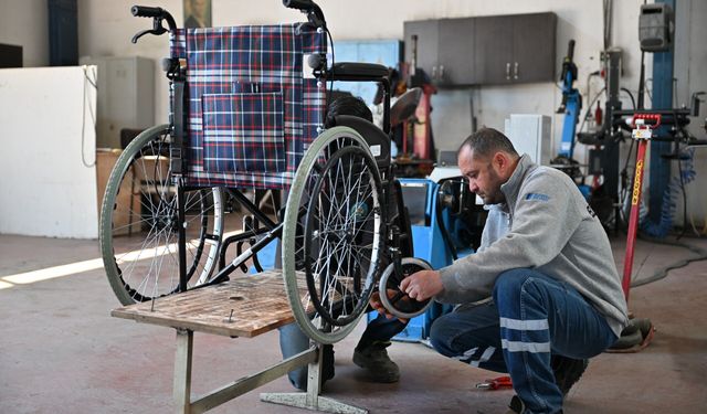 Manisa'da tekerlekli sandalyelere ücretsiz bakım ve onarım