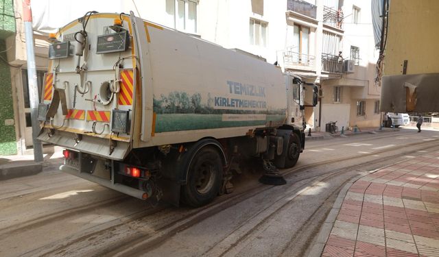 Şehzadeler’de iki mahallede kapsamlı temizlik