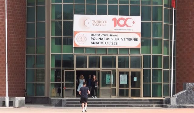 Manisa'da YKS sınavı manzaraları