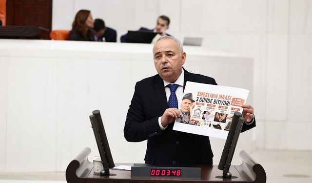 Bakırlıoğlu: "Emeklinin her ay 11 bin lirasını çaldılar"