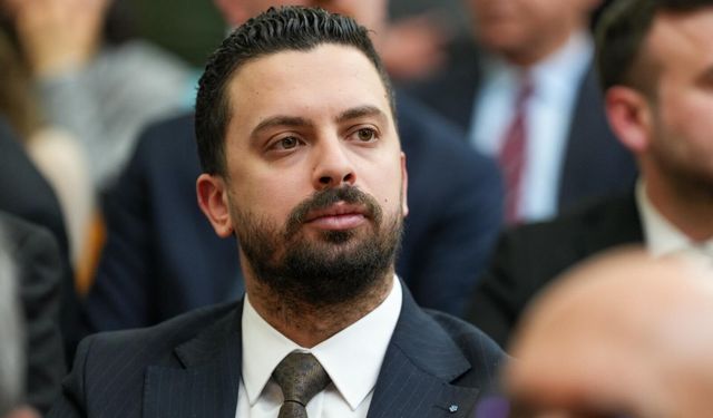 CHP Şehzadeler İlçe Başkanı Mert Özkösemen görevden alındı