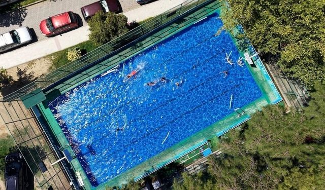 Manisa'da 12 ilçede portatif yüzme havuzu kuruluyor