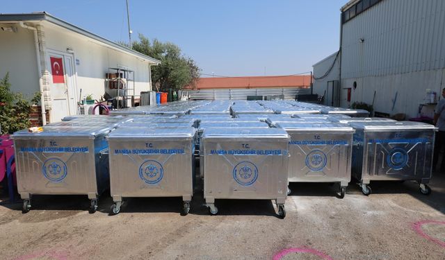Şehzadeler'de 220 yeni çöp konteyneri hizmete sunuluyor