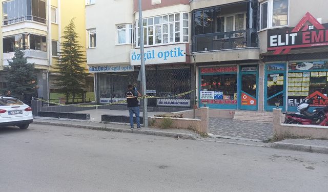 4. kattan düşen kadın hayatını kaybetti