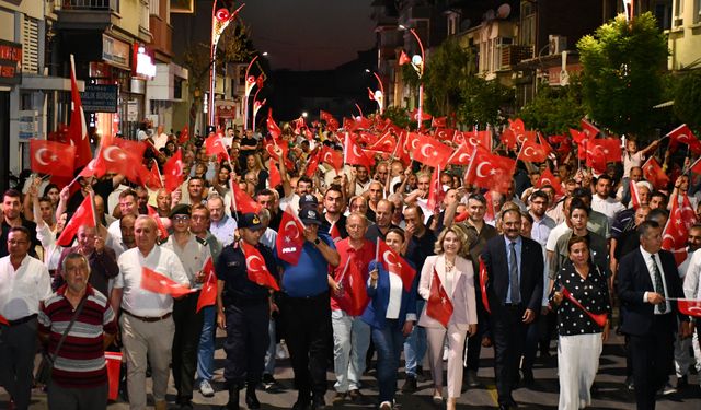 Demirci'de Kurtuluş Festivali kortej yürüyüşüyle başladı