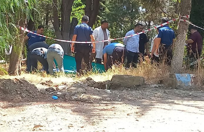 Manisa'da belediye personeli ağaçlık alanda ölü bulundu