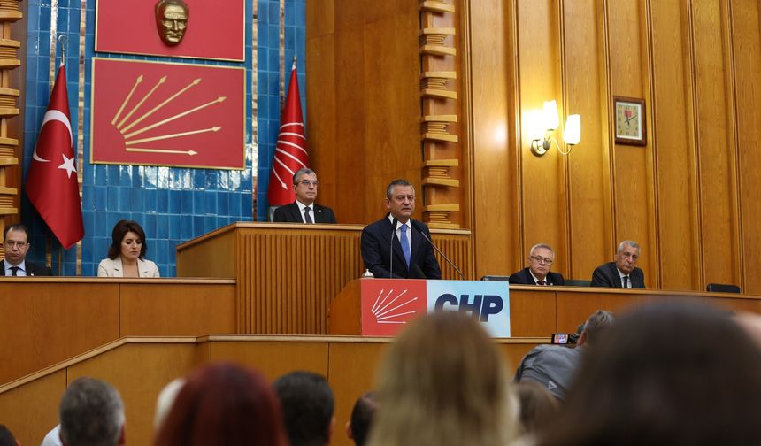 Özgür Özel tüm seçilmişleri toplantıya çağırdı