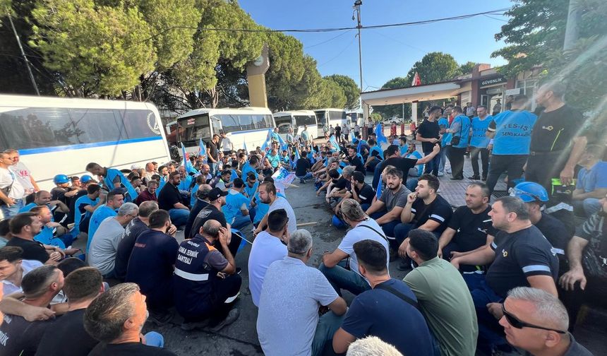 Soma Termik Santrali'ndeki işçilerinden oturma eylemi