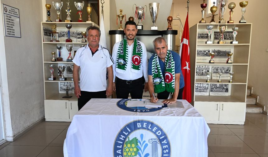 Salihli Belediye Spor’da Zeki Erguvan dönemi başladı