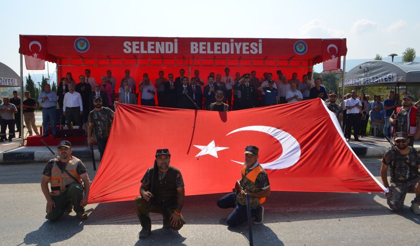 Selendi'de kurtuluşun 102. yılı 29. Kültür ve Cirit Festivalinde coşkuyla kutlandı