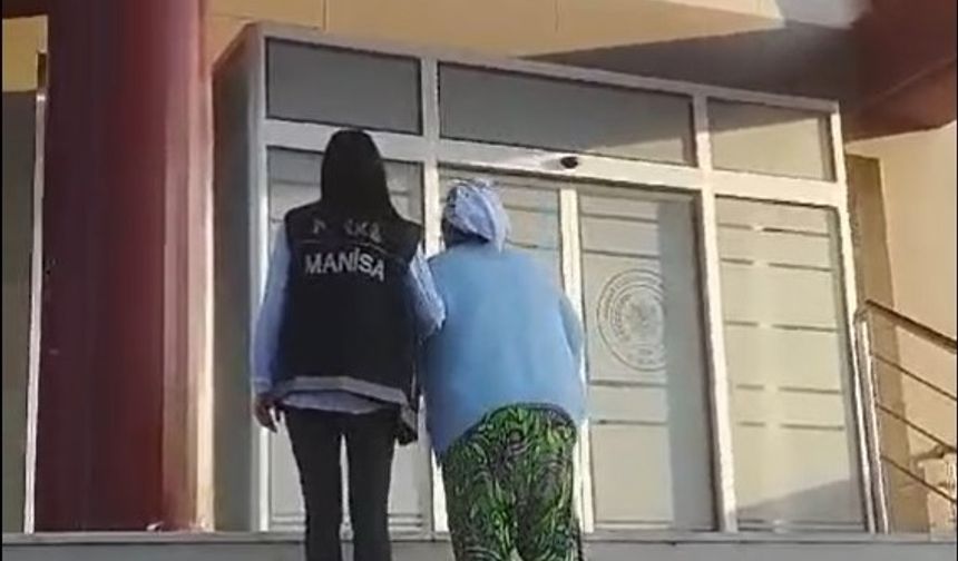 Manisa'da zehir taciri yaşlı kadın tutuklandı