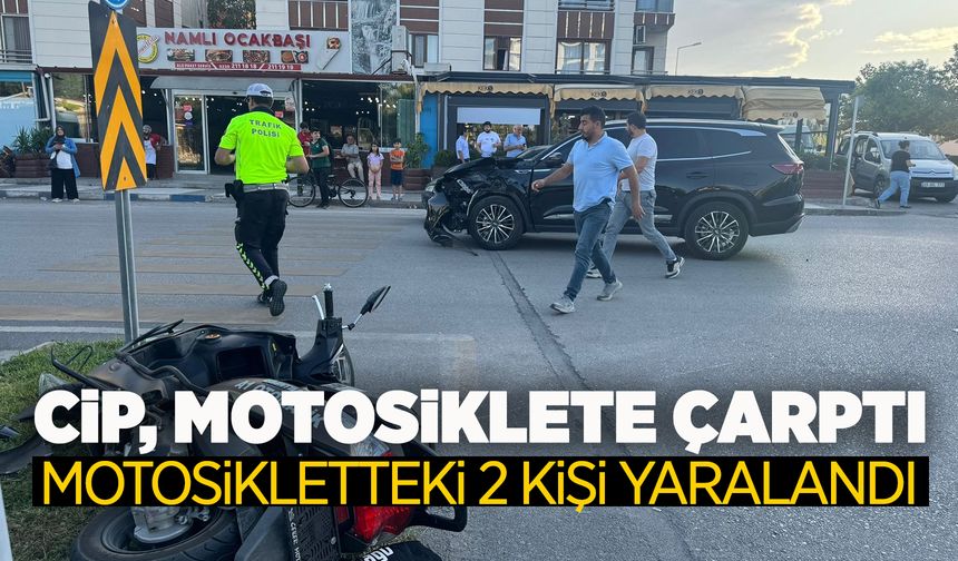 Manisa'da ciple motosiklet çarpıştı: 2 yaralı