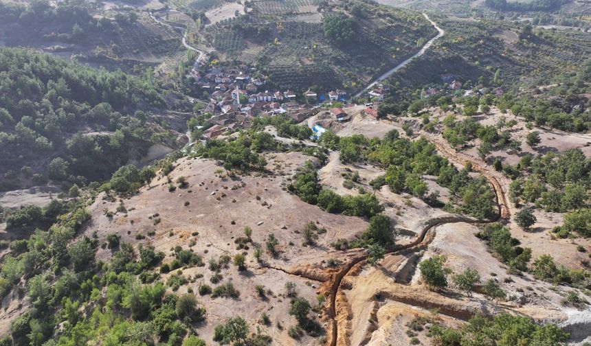 Demirci'nin 30 yıllık su sorununu MASKİ çözdü