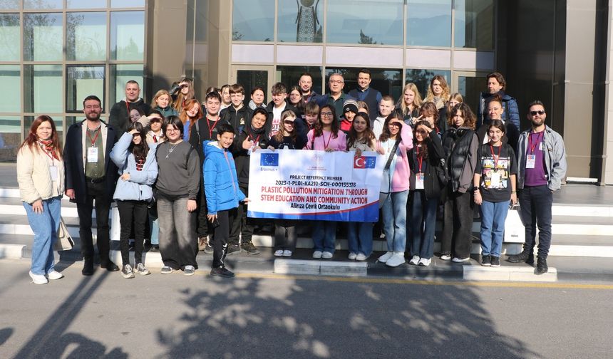 Erasmus programıyla Manisa'ya gelen öğrenciler şehri tanıdı