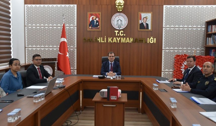 Salihli'de metruk binalar yıkılacak