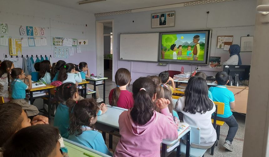 Kula'da öğrenciler Kırım Kongo Kanamalı Ateşi konusunda bilgilendirildi