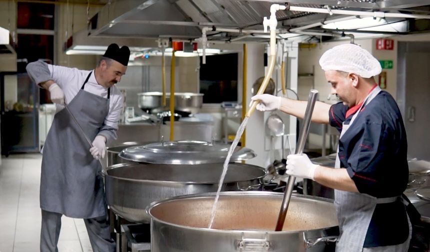 Turgutlu Belediyesi bayramda yüzleri gülümsetecek