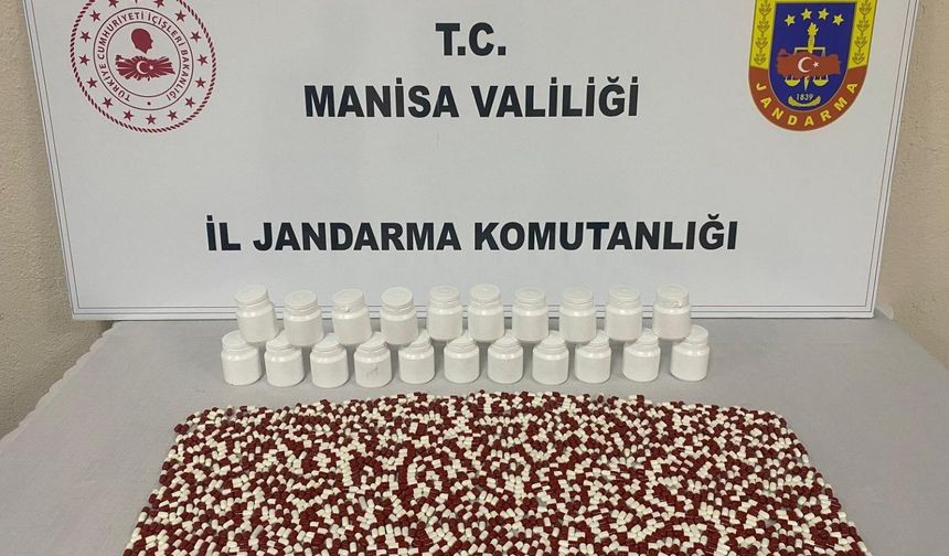 Manisa'da binlerce sentetik ecza hapı ele geçirildi