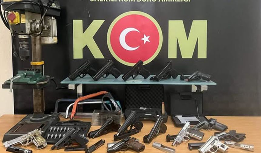 Manisa Emniyetinden kaçak silah operasyonu