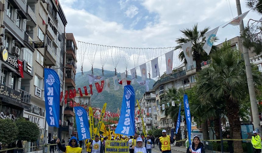 Manisa'da en kalabalık 1 Mayıs kutlaması