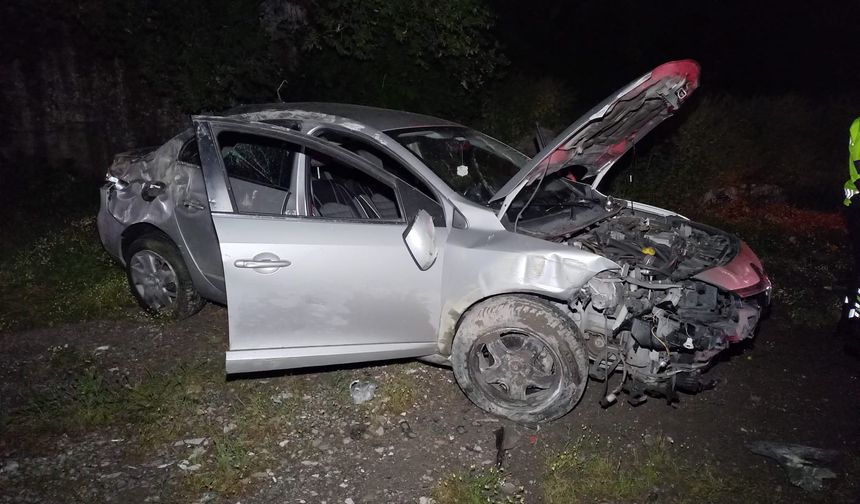 Manisa'da otomobil takla attı