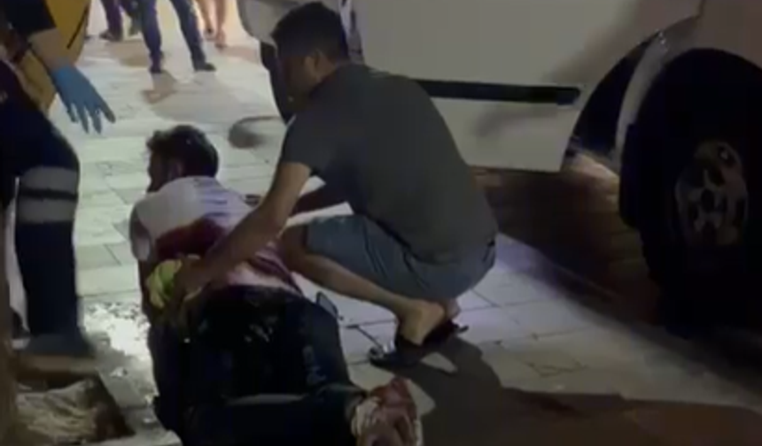 Manisa'da bıçaklı kavga: 1 kişi yaralandı