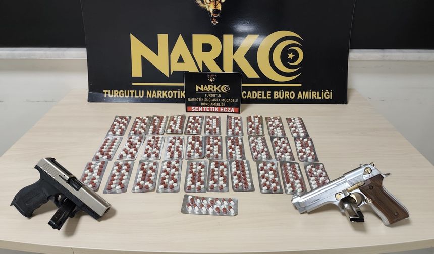 Manisa'daki uyuşturucu operasyonunda 3 kişi tutuklandı