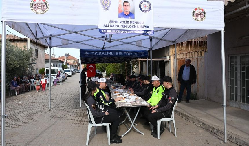 Şehit polis için lokma hayrı yapıldı